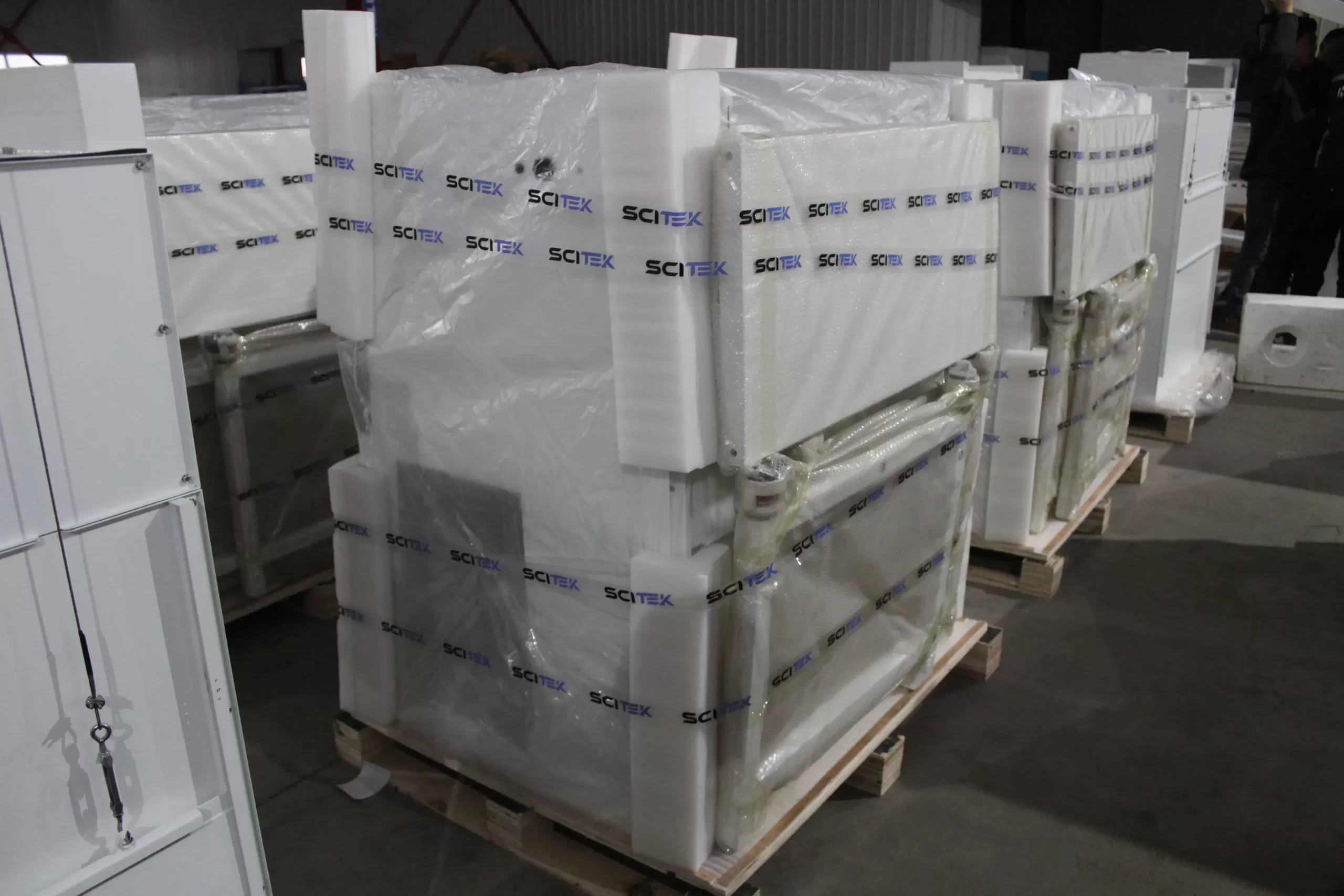 laminar flow cabinet packing